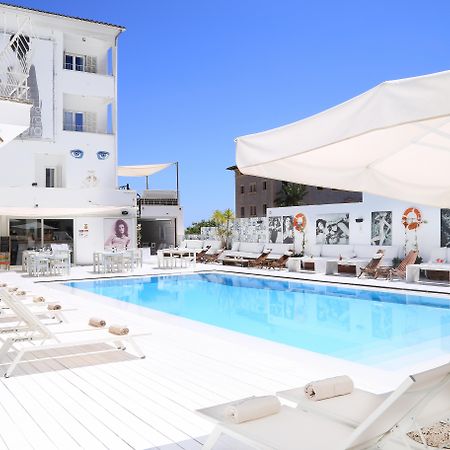 Hotel Zhero Cas Català Exteriér fotografie