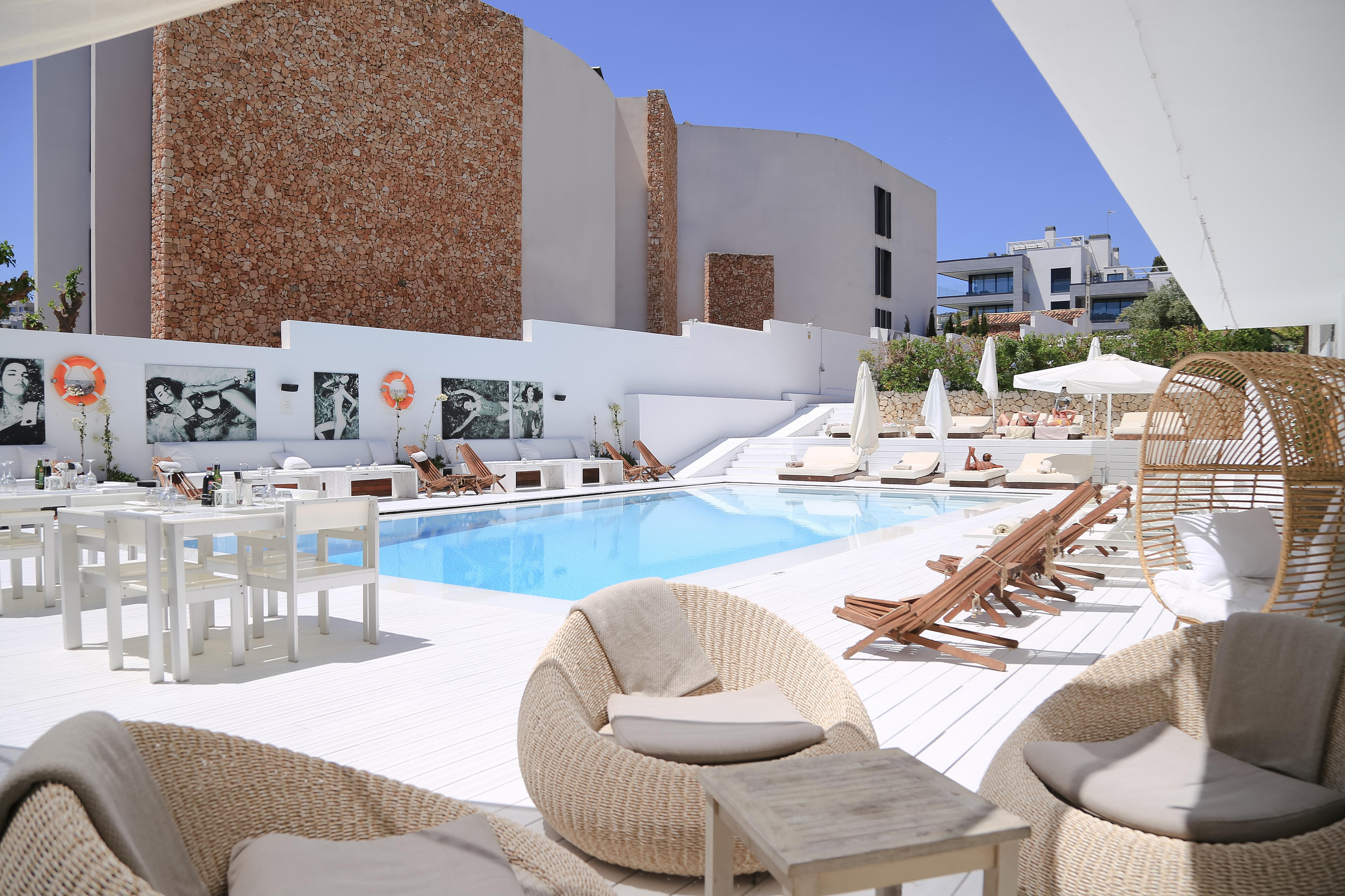 Hotel Zhero Cas Català Exteriér fotografie